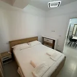 Iona 3 Golem (Tirana)